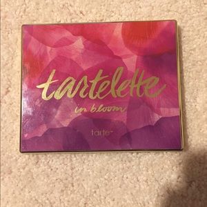 Tartelette in Bloom eyeshadow palette
